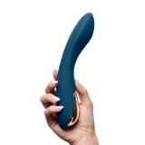 The V39 held in hand — size and ergonomic curve reference