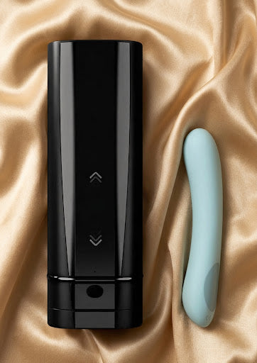 Kiiroo Onyx+ & Pearl2 — Interactive Couple Wellness Set